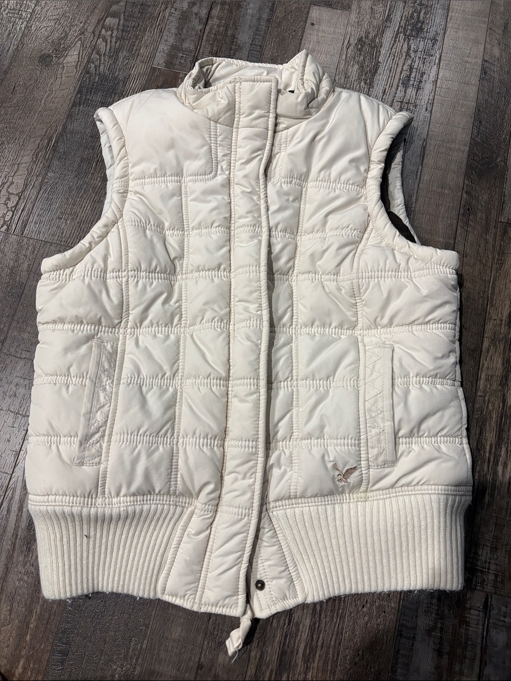 American Eagle Outfitters Cream Quilted Puffer Vest